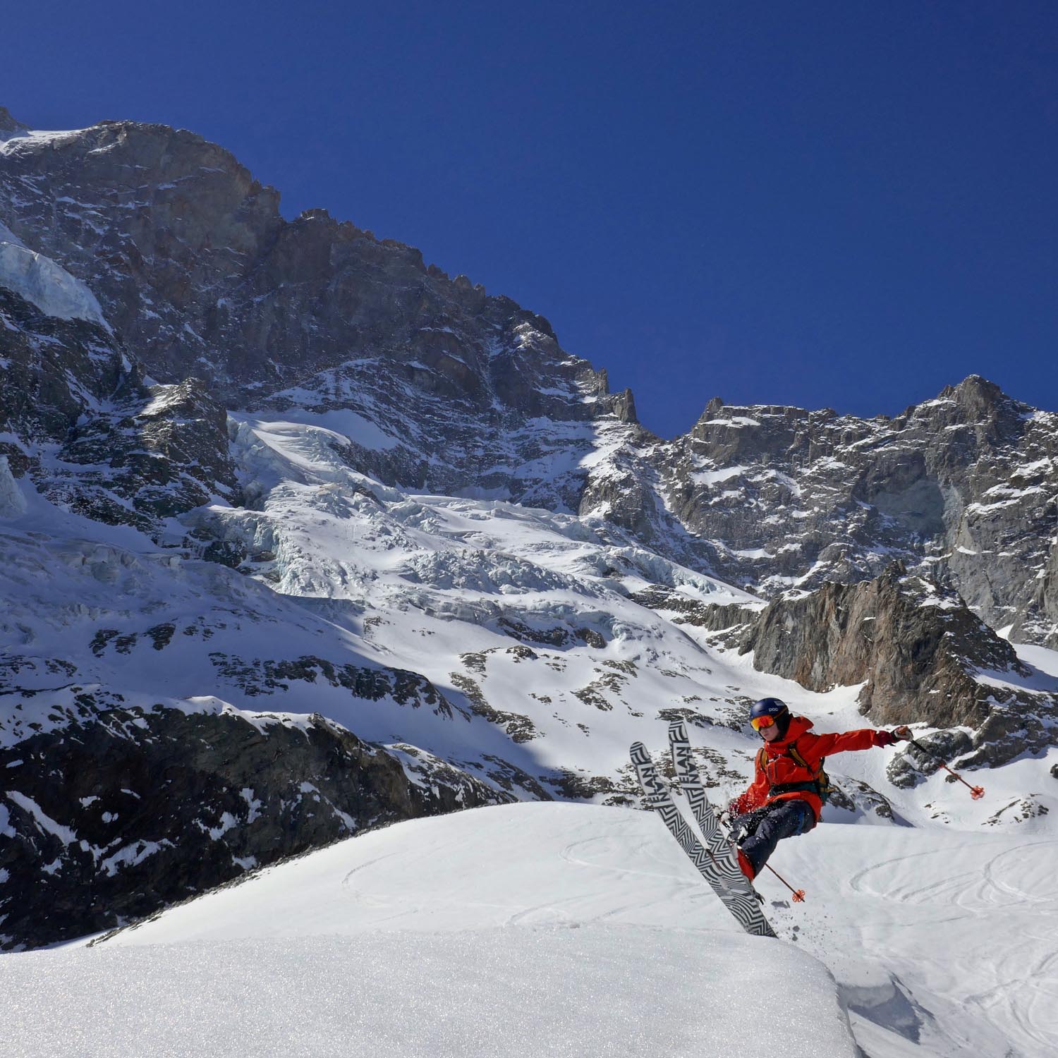 Jugend Freeride camp in den Osterferien in Frankreich im kleinen Dorf La Grave. Das beste Freeride Gebiet in den Alpen. 