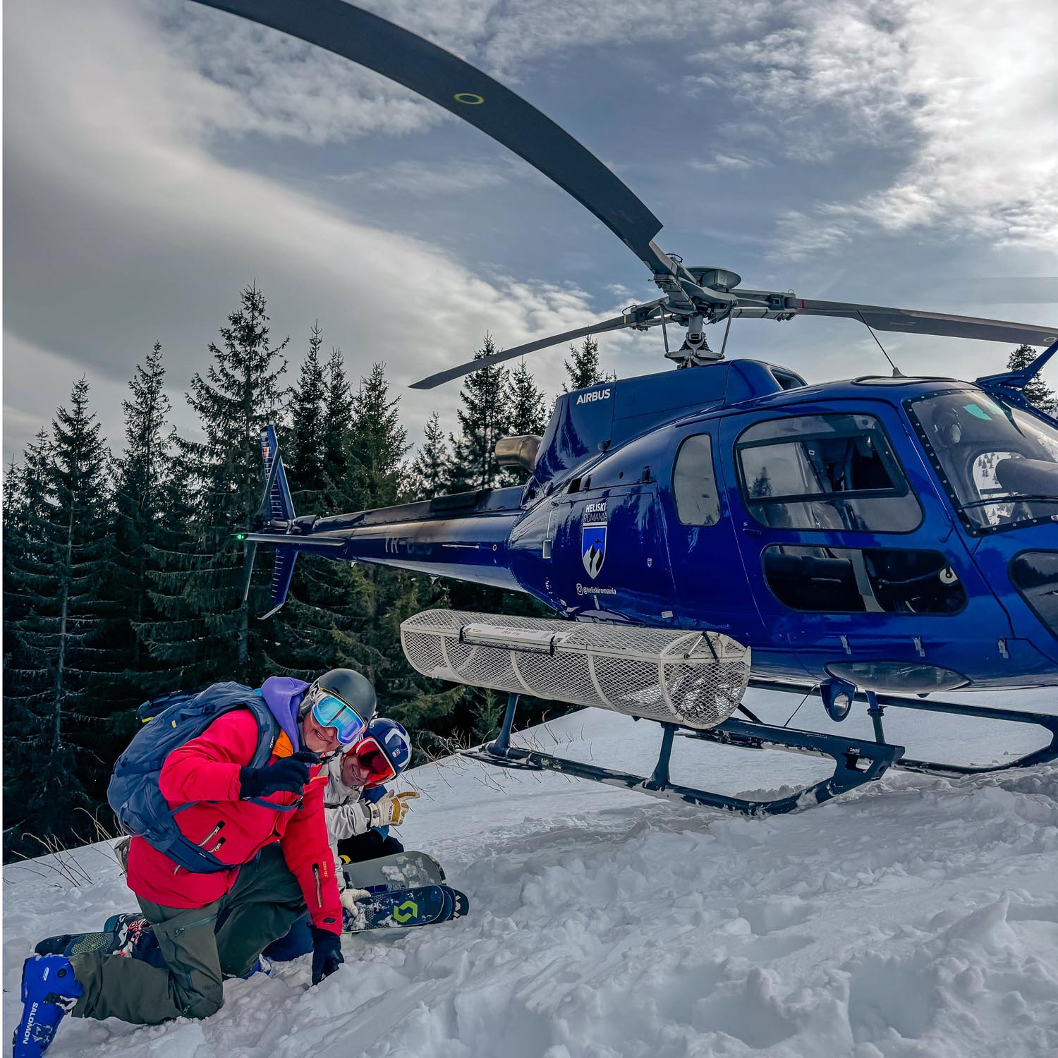 Pick-up an der Waldgrenze und zurück in den Powder Heliskiing in Rumänien