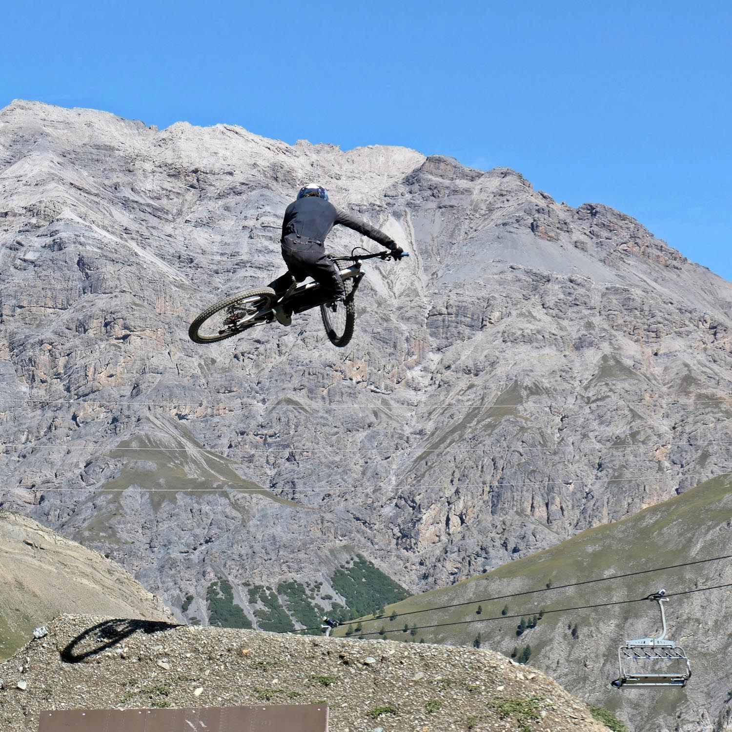 Big Sends in hochalpinen Bikepark Mottolino Mountain Bike Freizeit im Bikepark Mottolino in Livigno