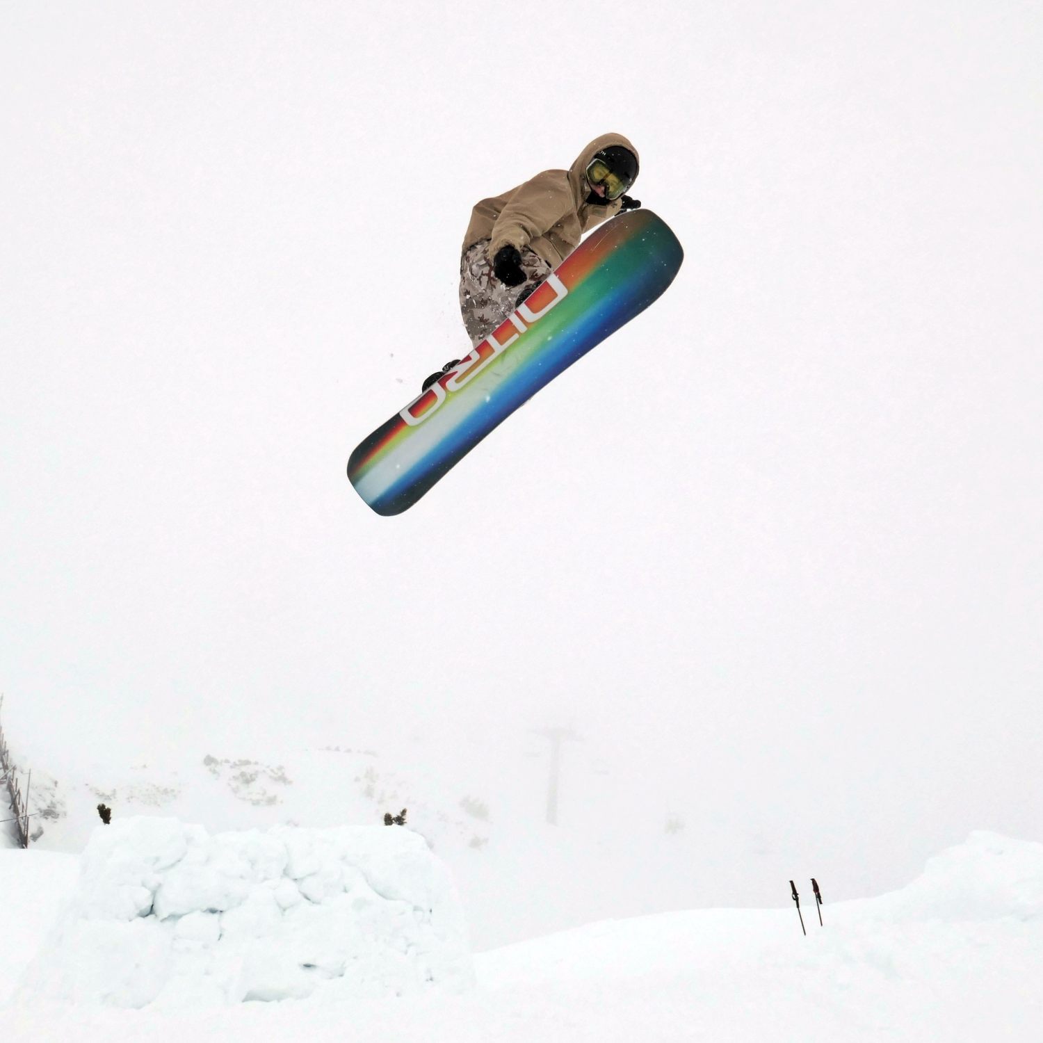 Gemeinsame Backcountry Kicker Sessions sind Höhepunkte des Camps Snowboardcamp und Freizeit am Krippenstein in den Faschingsferien.